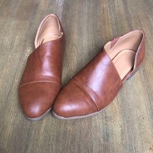 Tan leather shoes